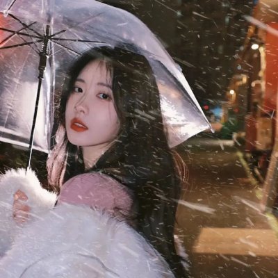 正是青春璀璨时